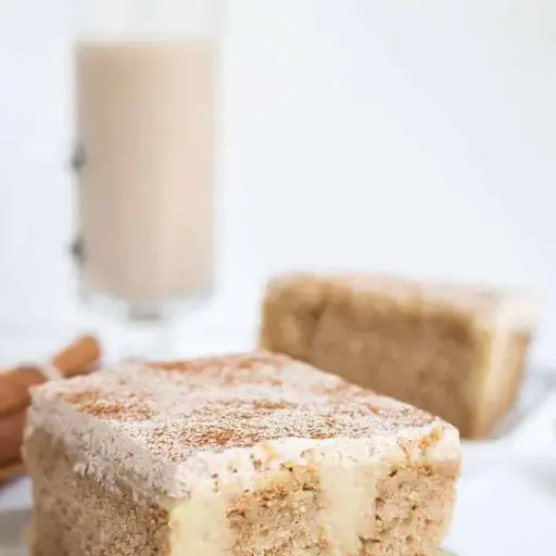Milk Tea Latte + Cake 